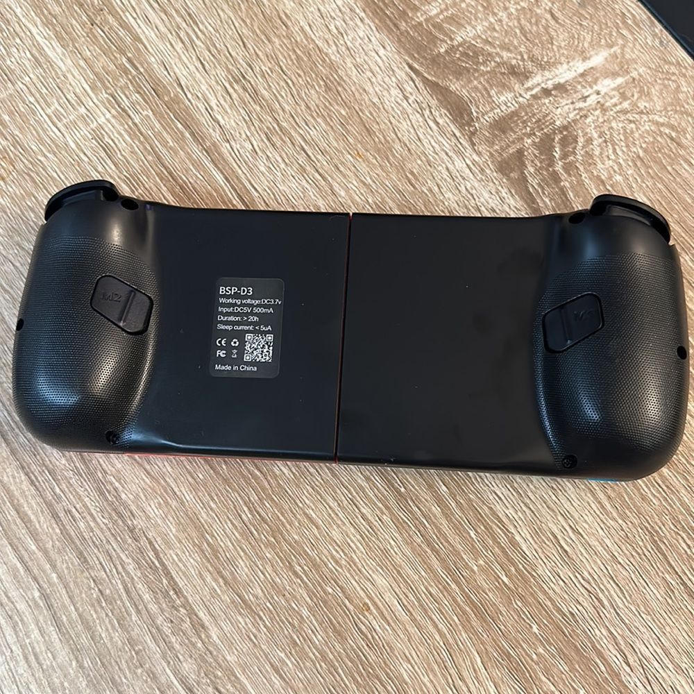 iOS/Android Bluetooth Controller for Smartphones, PS4/5 Remote Play, Emulators - Picture 5 of 13